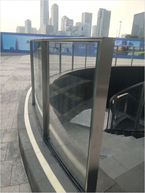 廣場不銹鋼玻璃護欄